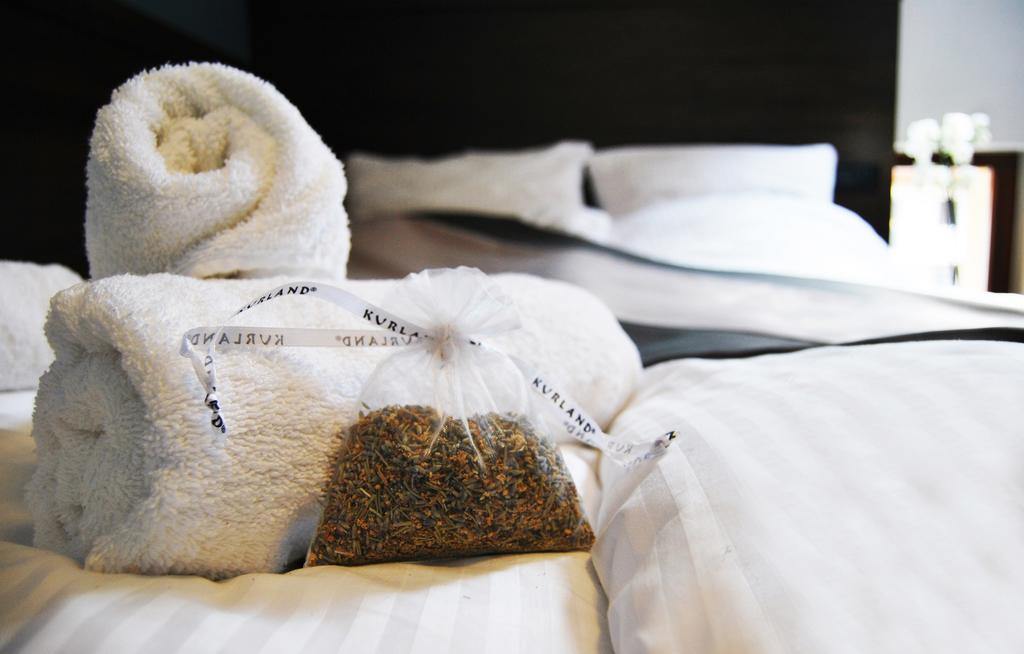 Dwor Spalice Spa Residence & Restaurant Lawendowa Restauracja Oleśnica Δωμάτιο φωτογραφία
